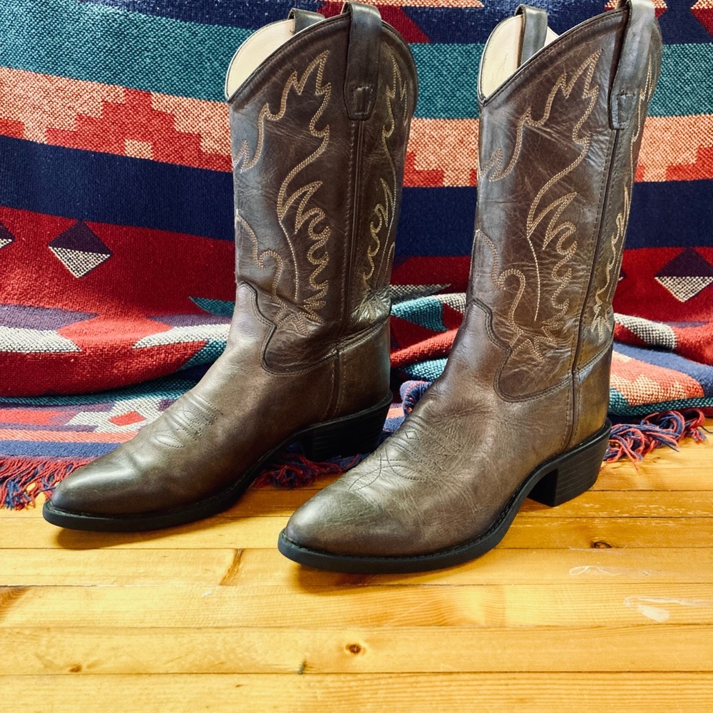 Old West Snip Toed Cowboy Boots